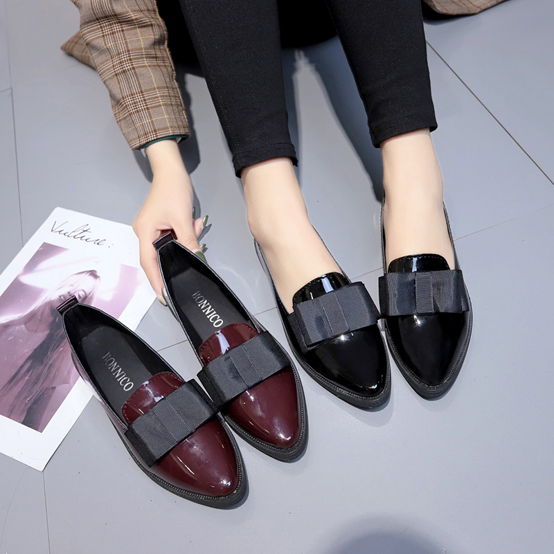 ブラック/ワインレッドのパテントレザーのポインテッドトゥフラ - Summer Clothing Stores のレビューと価格