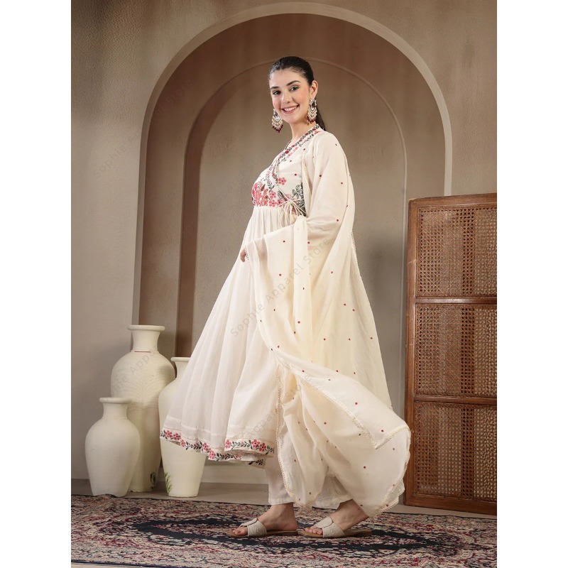 白い綿のアナルカリクルティセット、パンツとデュパタ付き、花柄 - Summer Clothing Pakistan のレビューと価格